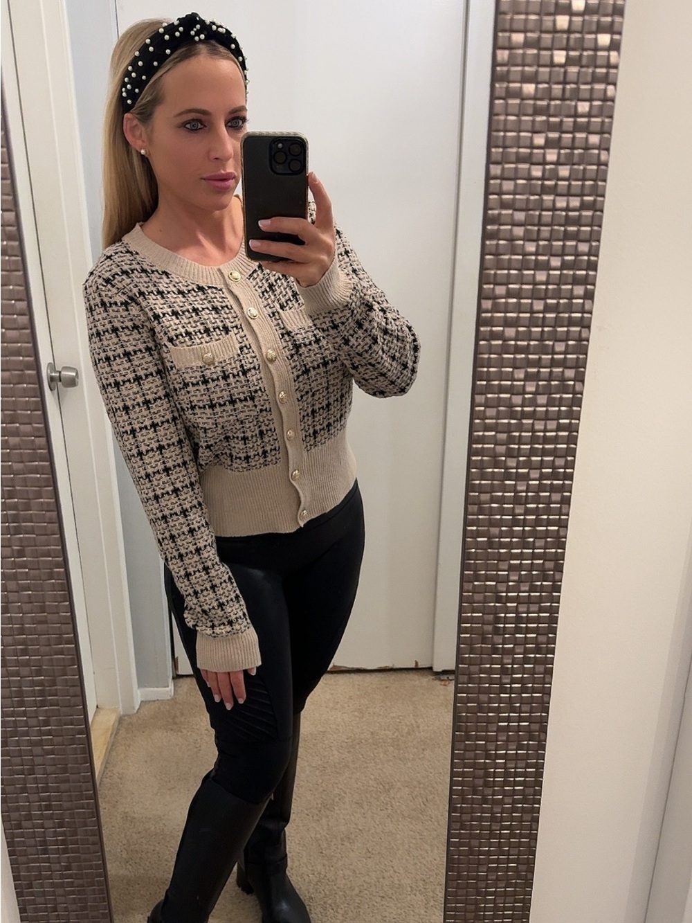 Cardigan - Picture 3 of 8